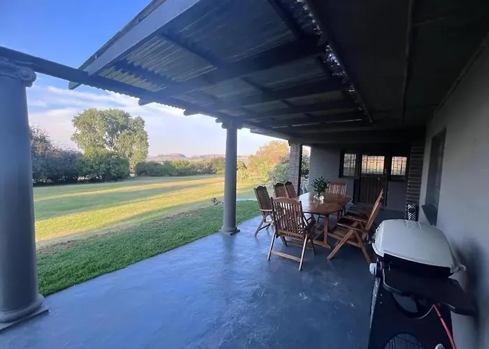 Boschhoek, Eclectic Farm Stay