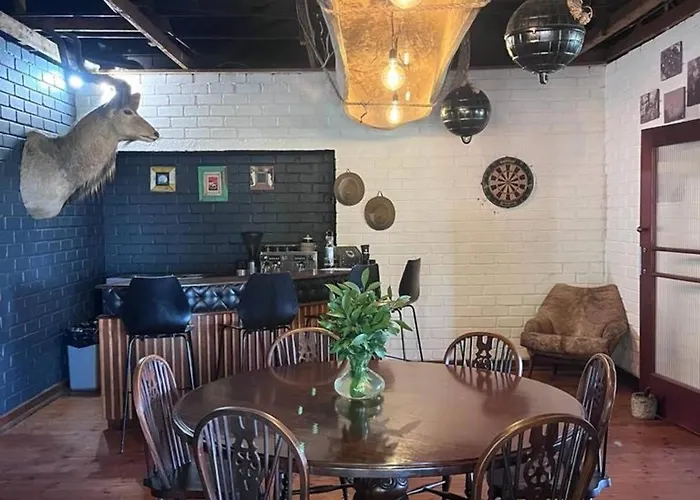 Boschhoek, Eclectic Farm Stay